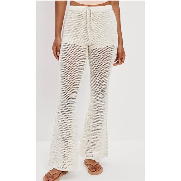 American Eagle high waisted crochet flare pants - Picture 2 of 5